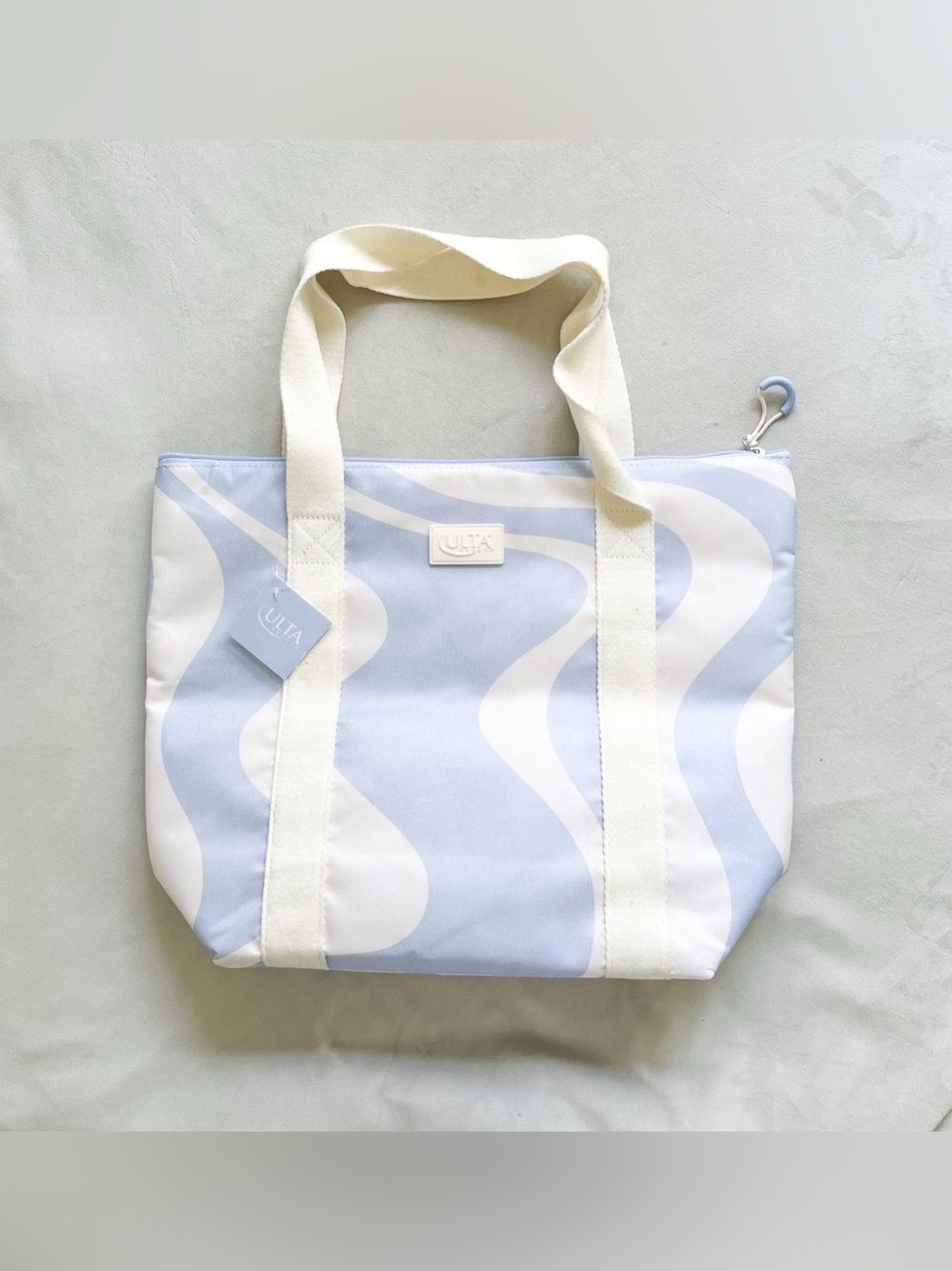 Ulta Abstract Print Cooler Tote Bag in Blue & White
